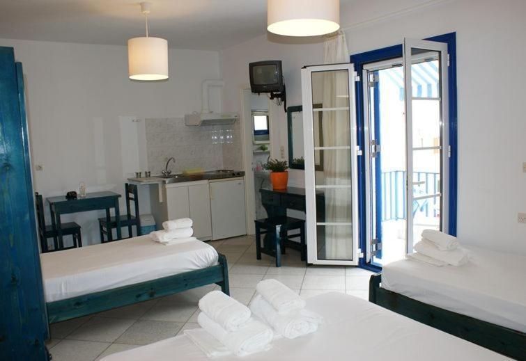 Elia Studios Naxos City Room photo