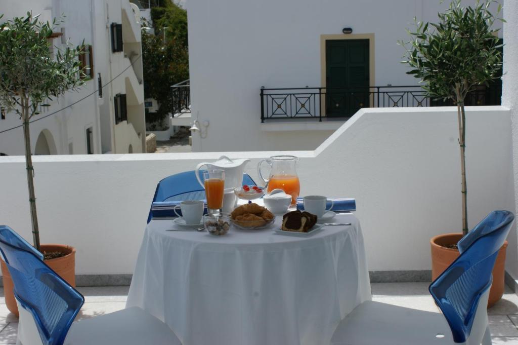 Elia Studios Naxos City Room photo
